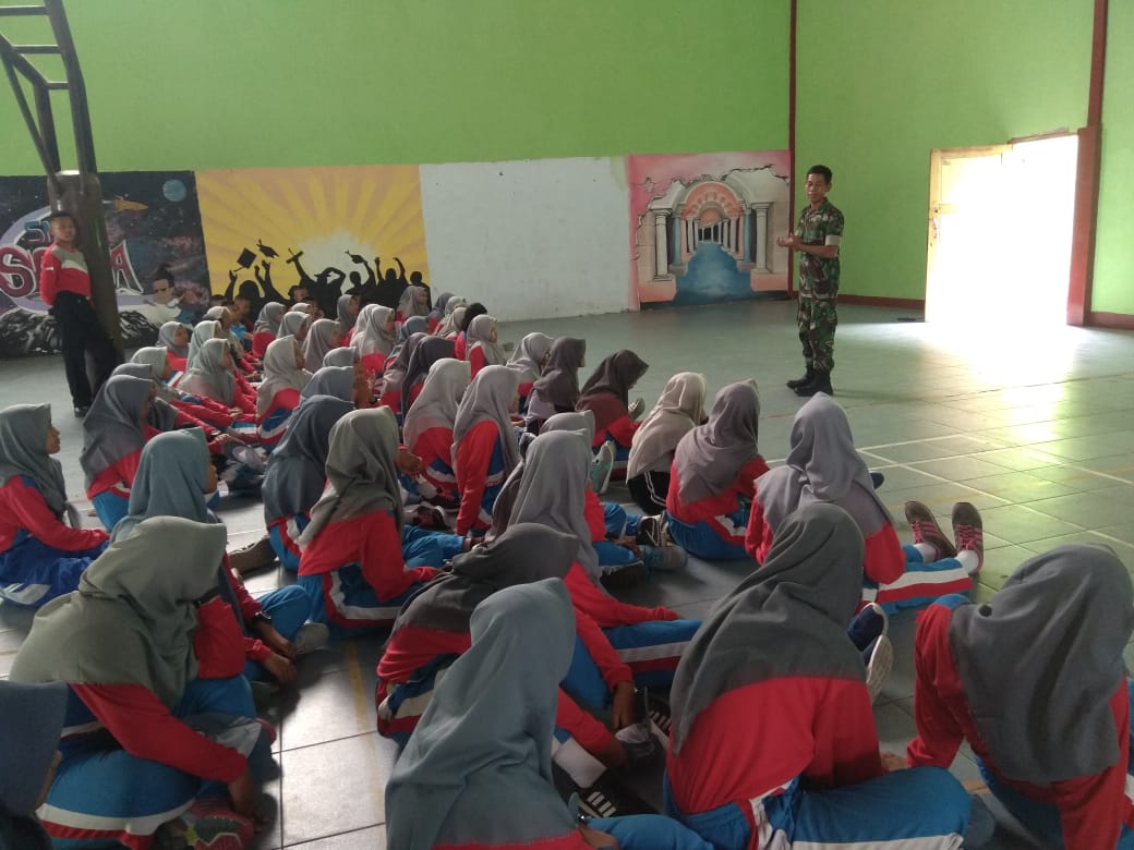 TNI Menunbuhkan Sikap Bela Negara Pada Generasi Muda